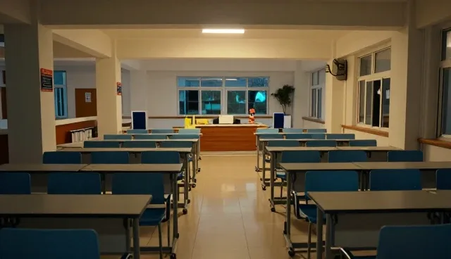 新媒体运营适用条件:如何选择适合的运营模式